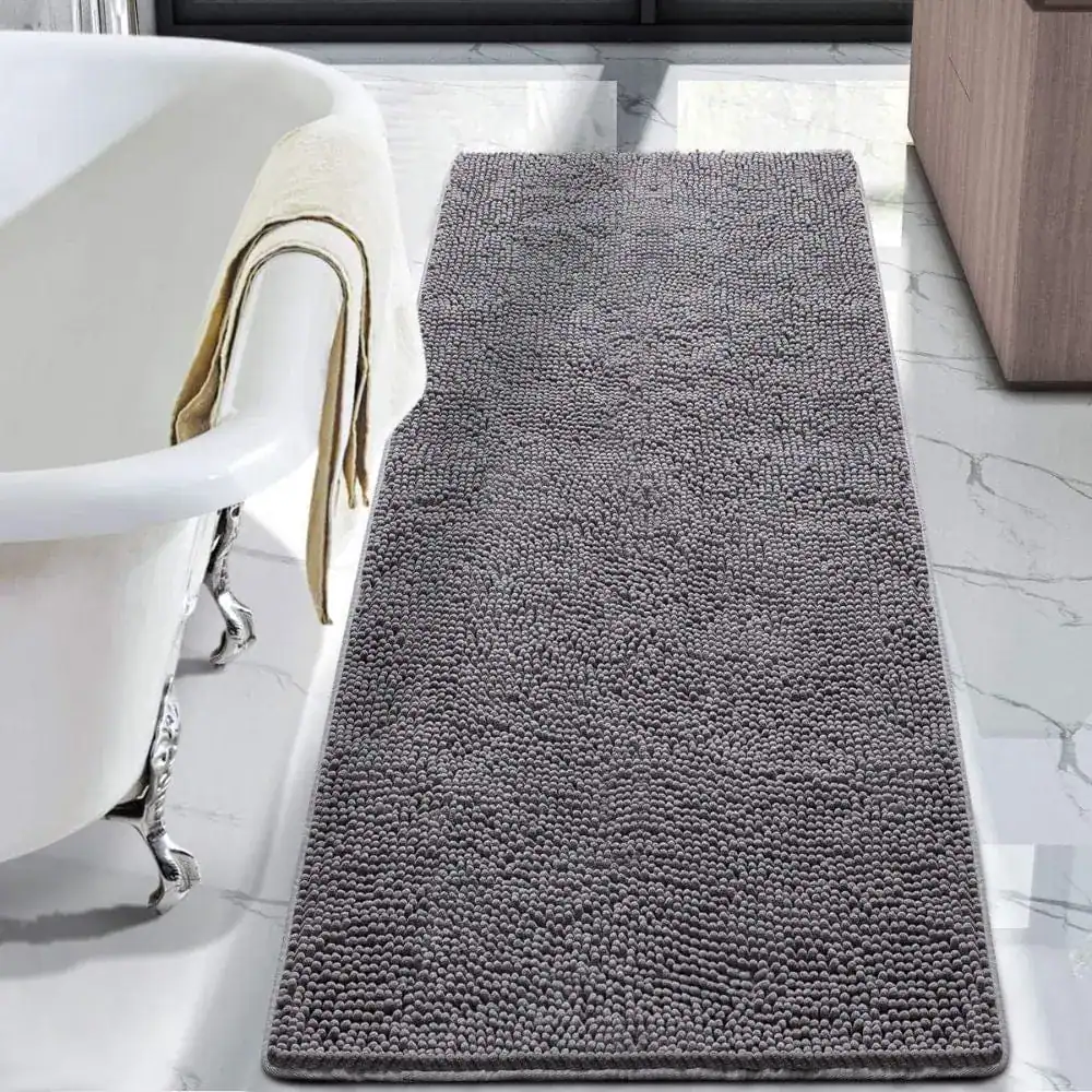 Grijze badmat 120 x 60 cm met antislip textuur voor badkamer.