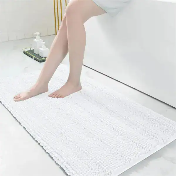 Witte badmat met antislip textuur voor badkamer en douche.