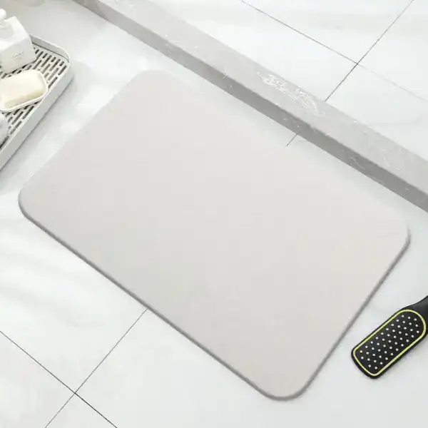 Badmat jade in zacht grijs, antislip badkamermat voor douche en bad.