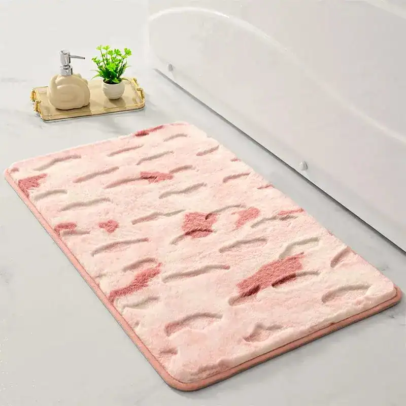 Lichtgroene badmat met antislip textuur voor badkamer.