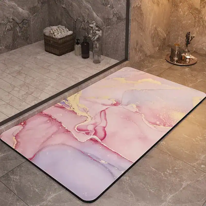 Badmat marmerlook met roze en paarse kleuren, antislip, voor badkamer.