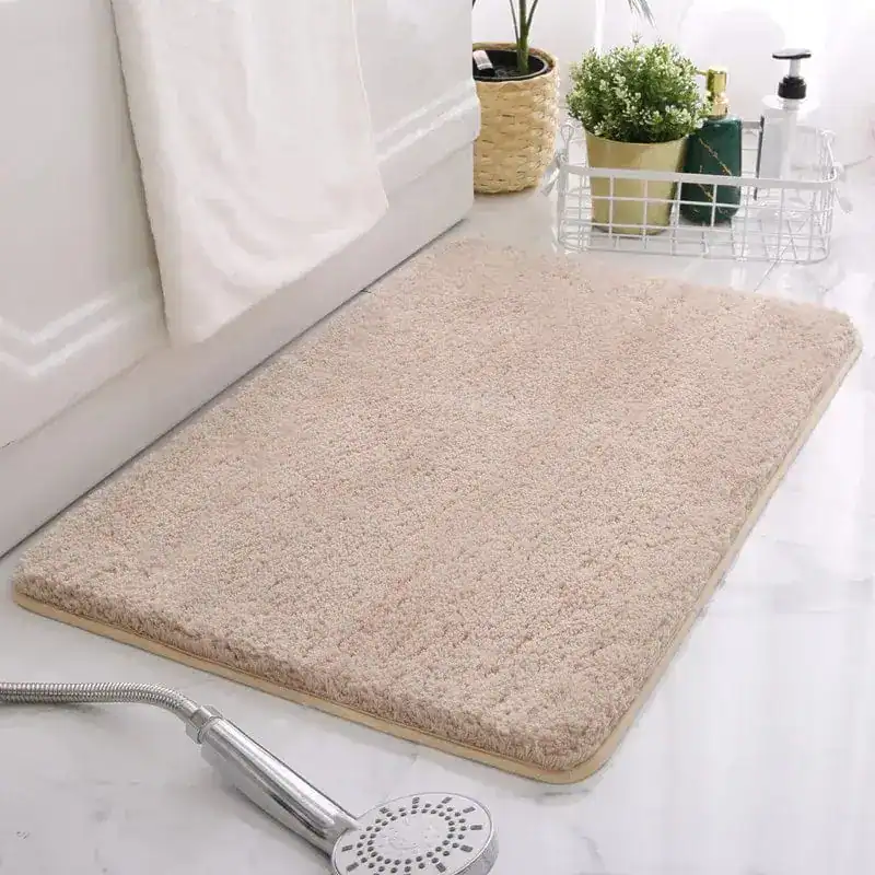 Badmat met antislip onderkant, beige, voor badkamer.