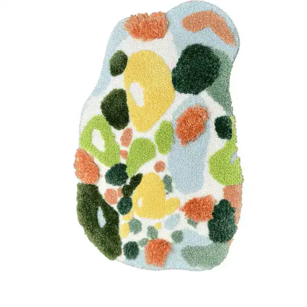 Badmat mosgroen met kleurrijke abstracte vormen en antislip textuur.
