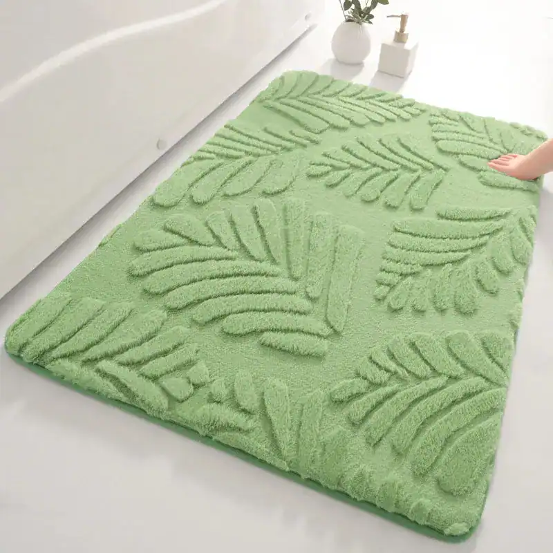 Saliegroene badmat met bladpatroon, antislip, voor badkamer en douche.