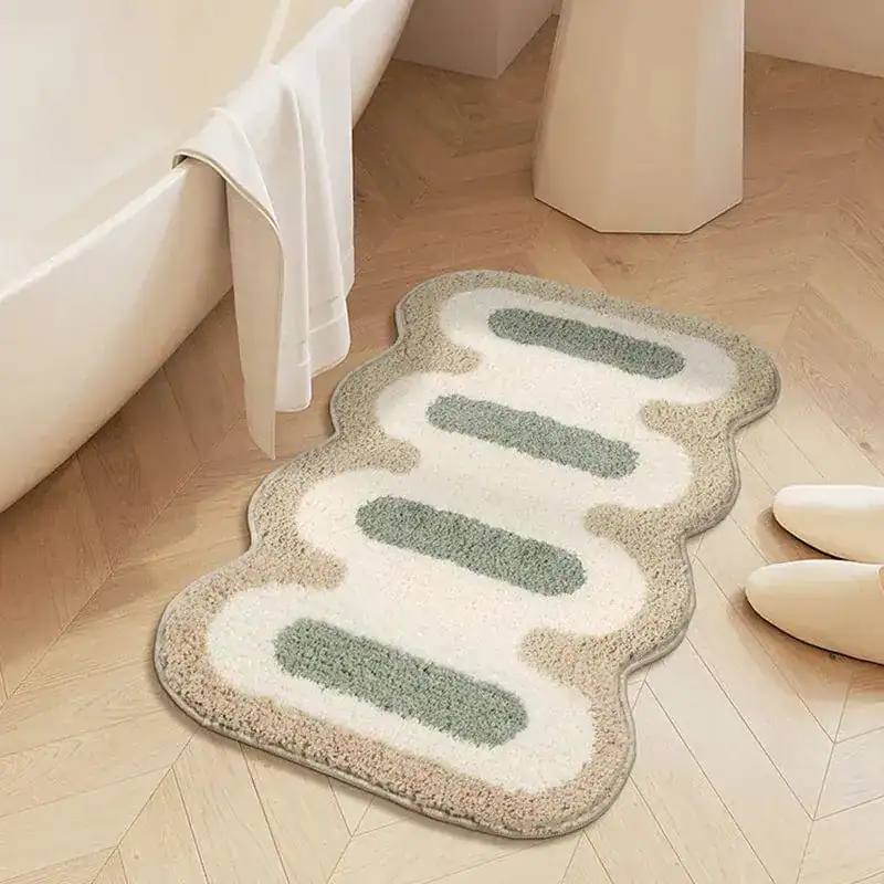 Smal badmat met groene strepen, antislip, voor badkamer.