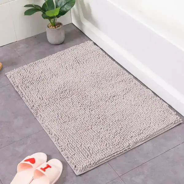 Grijze chenille badmat 60x90 voor badkamer, antislip, comfortabel.