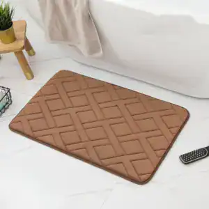 Luxe bruine badmat groot met gestikt patroon voor badkamer.