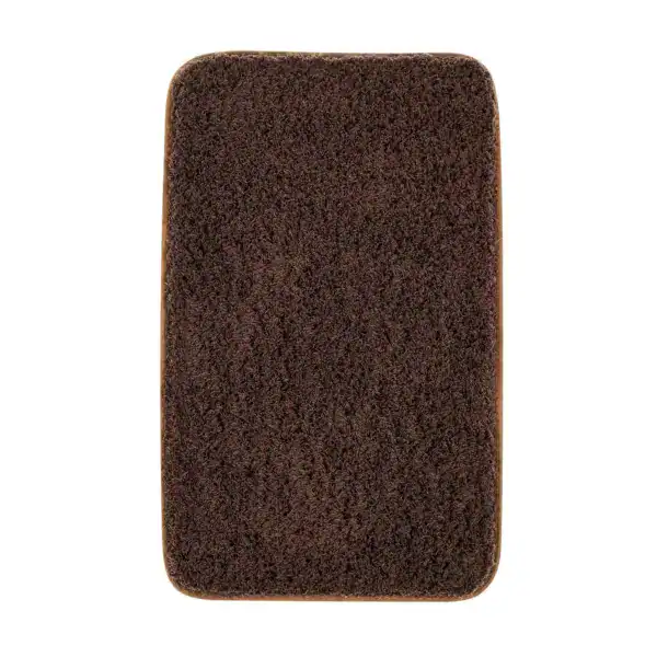 Bruine microvezel badmat met antislip rand, geschikt voor badkamer en douche.